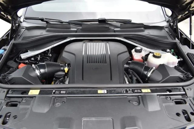 2024 Land Rover Range Rover L460 - Image 15 of 16