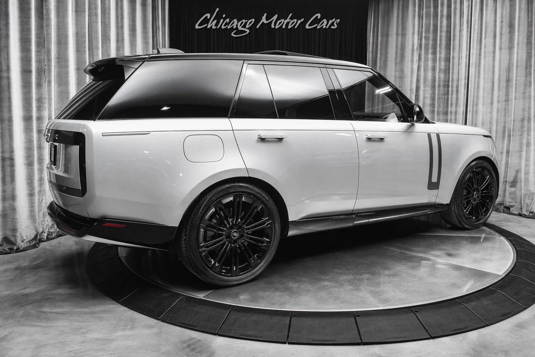2024 Land Rover Range Rover L460 - Image 5 of 31