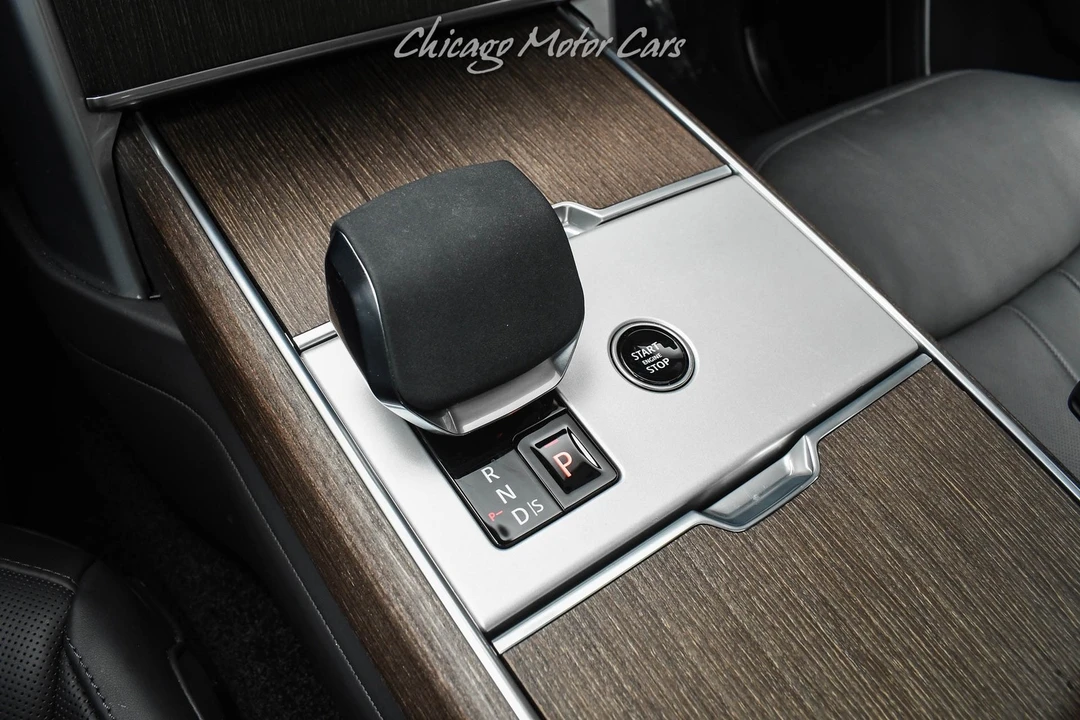 2024 Land Rover Range Rover L460 - Image 17 of 31