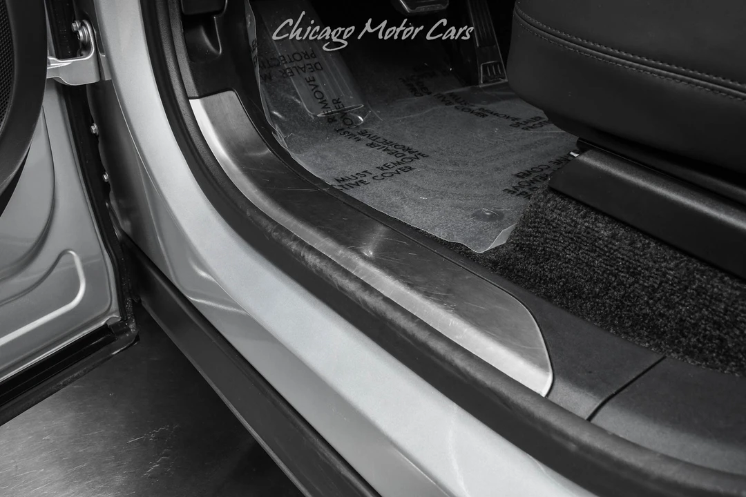2024 Land Rover Range Rover L460 - Image 29 of 31