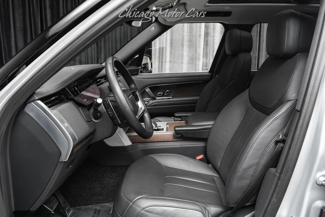 2024 Land Rover Range Rover L460 - Image 20 of 31