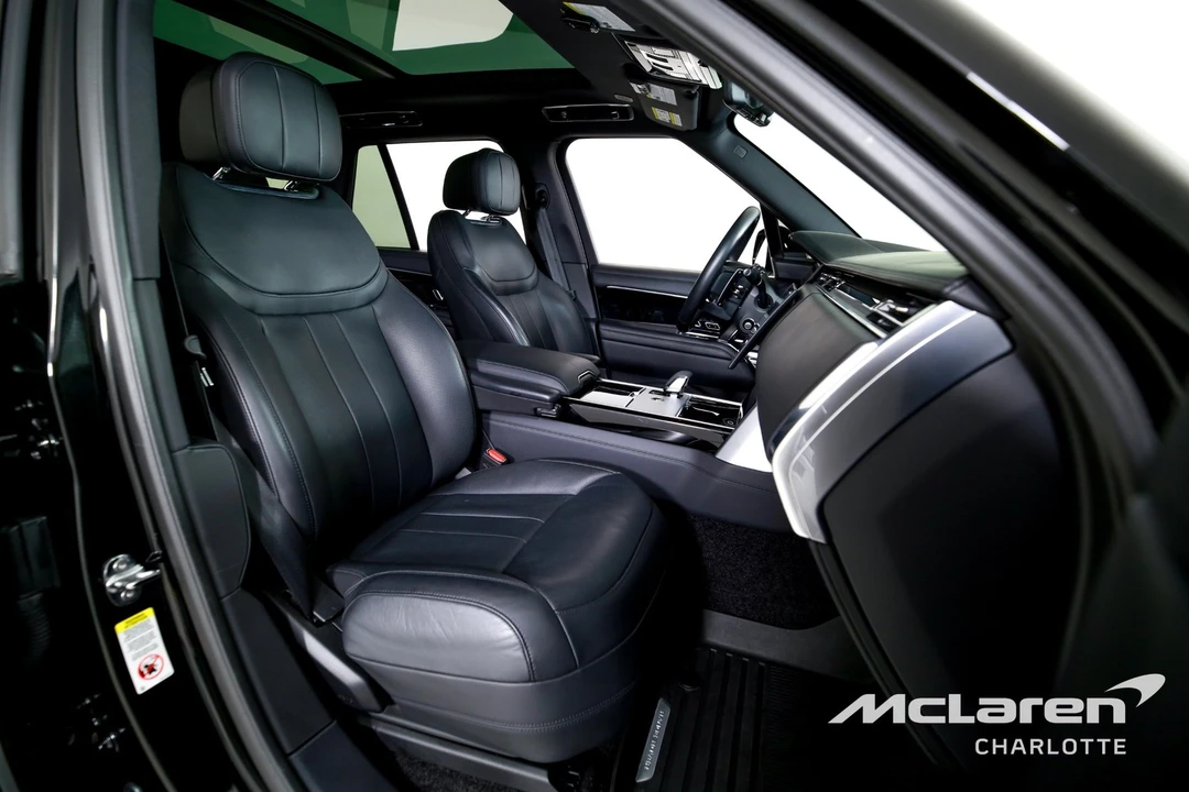 2024 Land Rover Range Rover L460 - Image 28 of 31