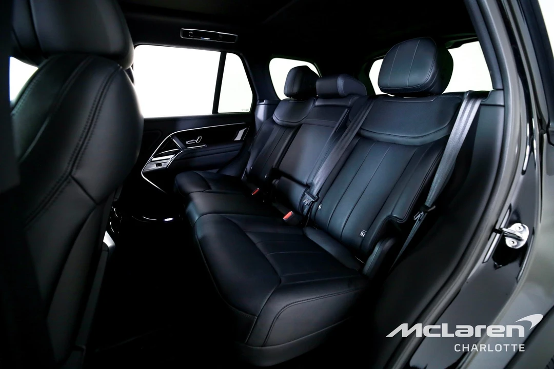 2024 Land Rover Range Rover L460 - Image 18 of 21