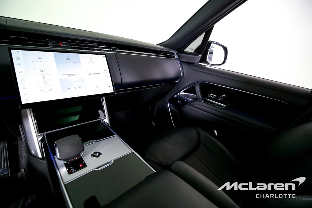 2024 Land Rover Range Rover L460 - Image 14 of 31