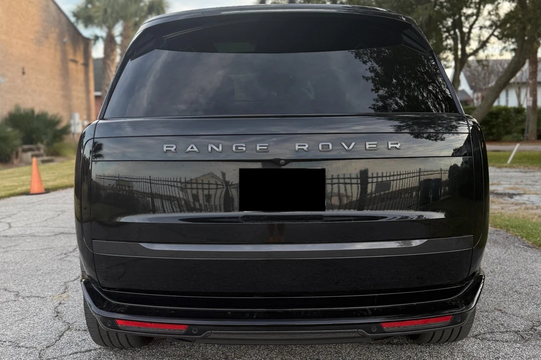 2024 Land Rover Range Rover L460 - Image 3 of 12