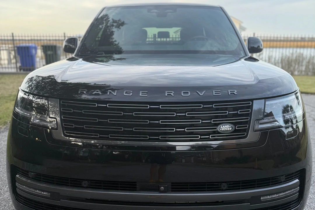 2024 Land Rover Range Rover L460 - Image 2 of 12
