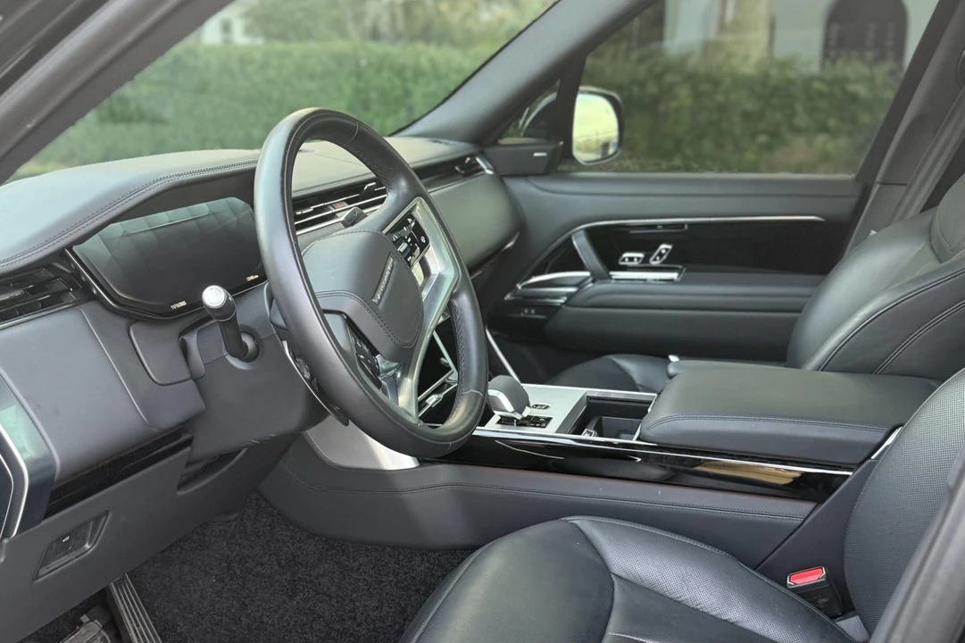 2024 Land Rover Range Rover L460 - Image 6 of 12