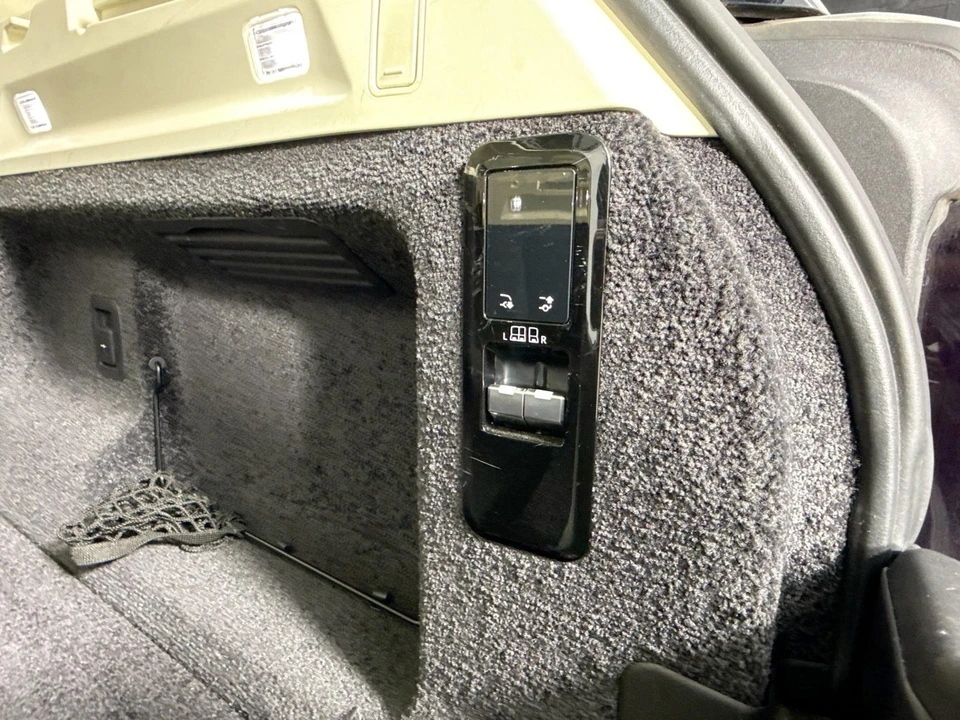 2024 Land Rover Range Rover L460 - Image 29 of 31