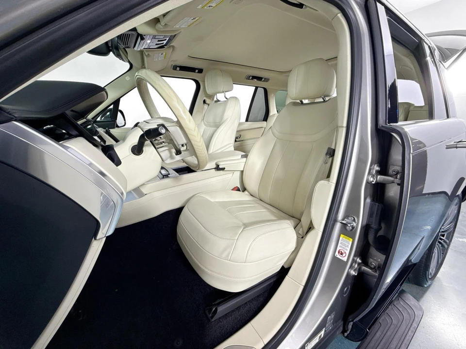 2024 Land Rover Range Rover L460 - Image 11 of 31