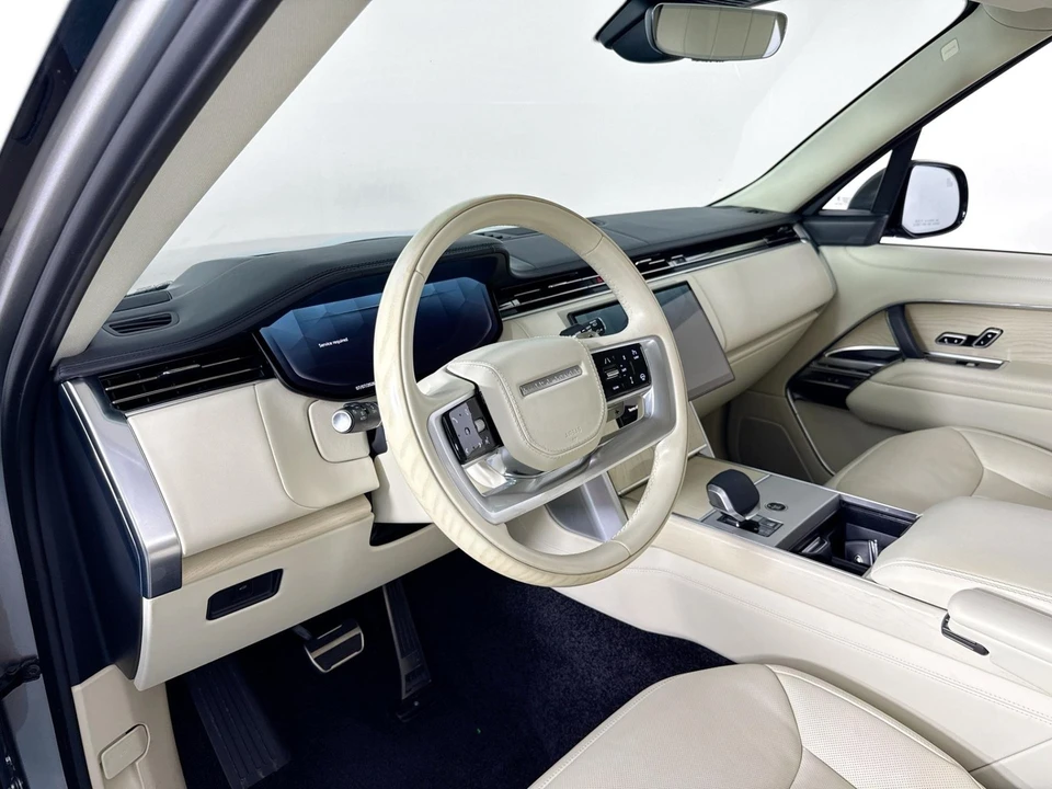2024 Land Rover Range Rover L460 - Image 9 of 31