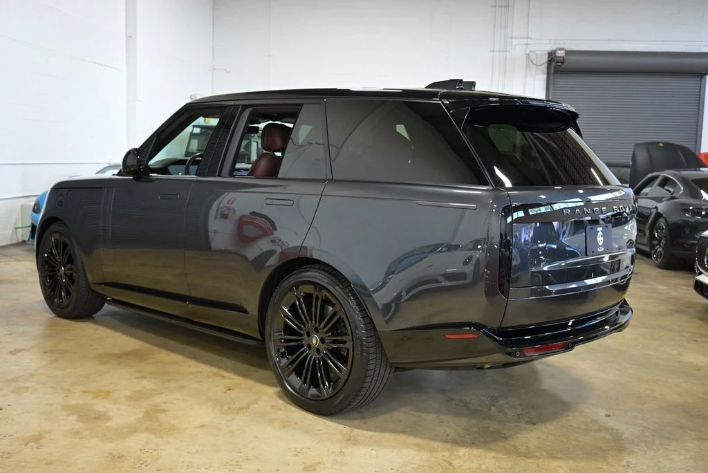 2024 Land Rover Range Rover L460 - Image 9 of 12