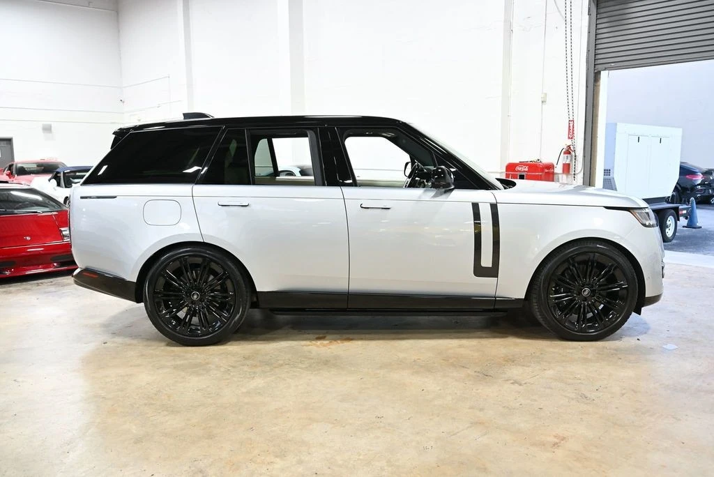 2024 Land Rover Range Rover L460 - Image 12 of 12