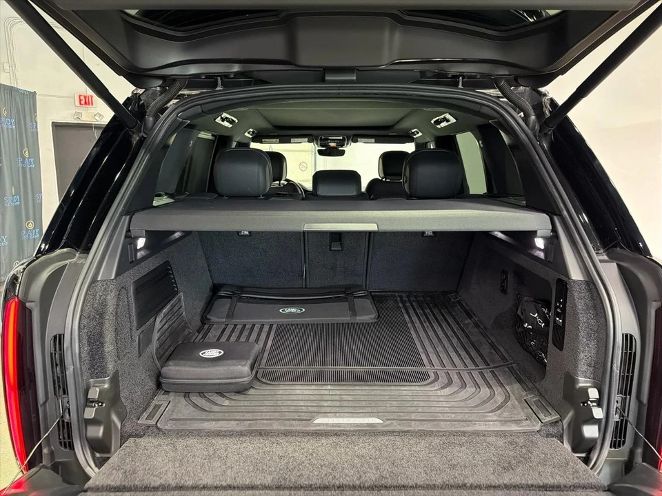 2024 Land Rover - Image 30 of 31