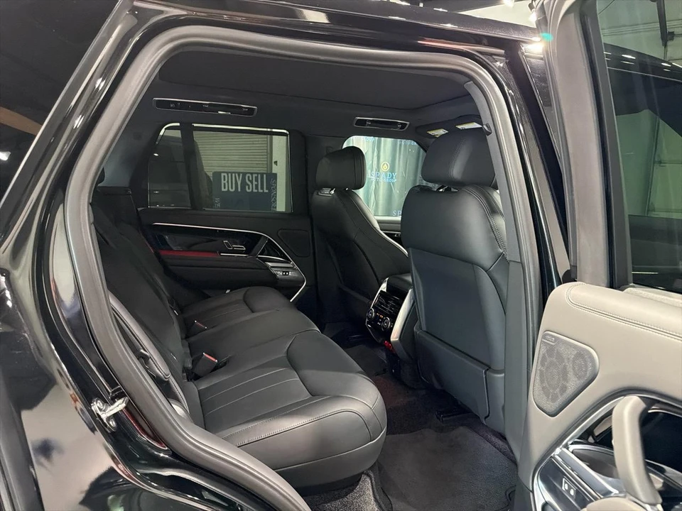 2024 Land Rover - Image 31 of 31