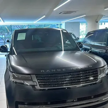2024 Land Rover Range Rover P530 SE Sport Utility 4D