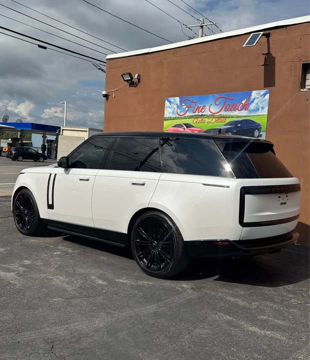 2024 Land Rover Range Rover L460 - Image 3 of 20