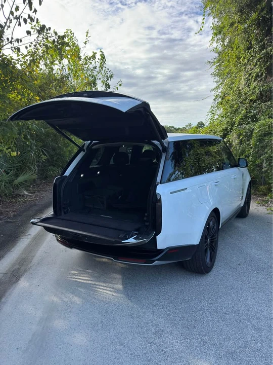 2024 Land Rover Range Rover L460 - Image 13 of 14