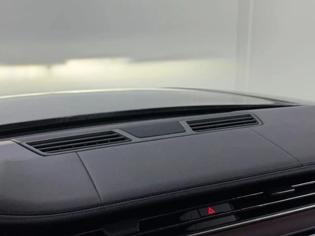 2024 Land Rover - Image 30 of 31