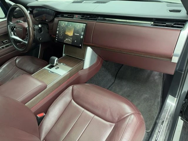 2024 Land Rover - Image 11 of 31