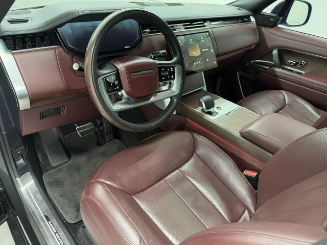 2024 Land Rover - Image 10 of 31