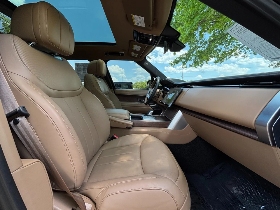 2024 Land Rover Range Rover L460 - Image 13 of 31