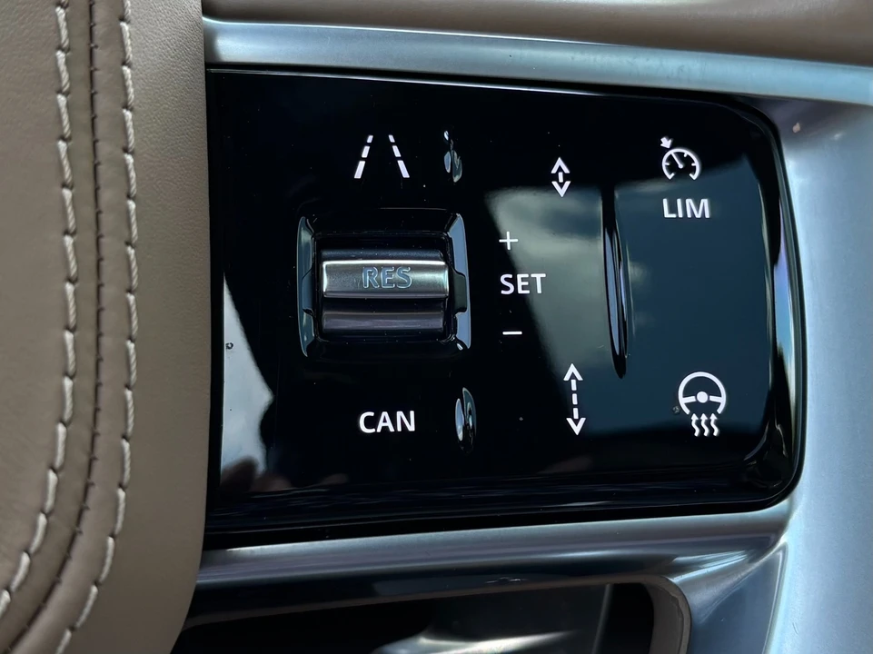 2024 Land Rover Range Rover L460 - Image 21 of 31