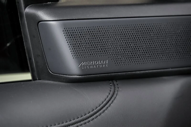 2024 Land Rover Range Rover L460 - Image 15 of 29
