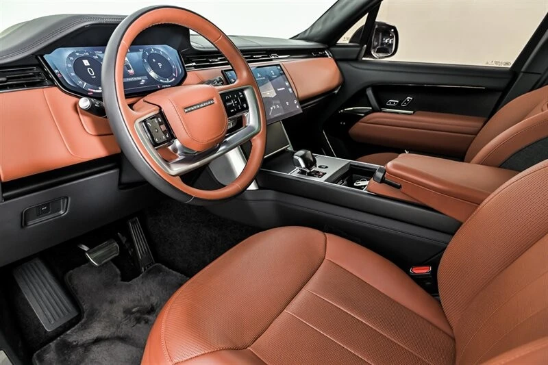 2024 Land Rover Range Rover L460 - Image 16 of 29