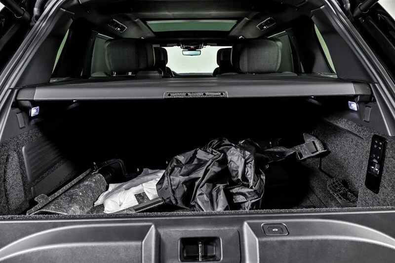 2024 Land Rover Range Rover L460 - Image 12 of 29