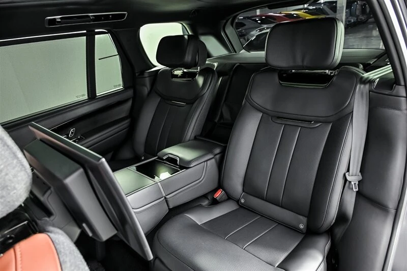 2024 Land Rover Range Rover L460 - Image 20 of 29