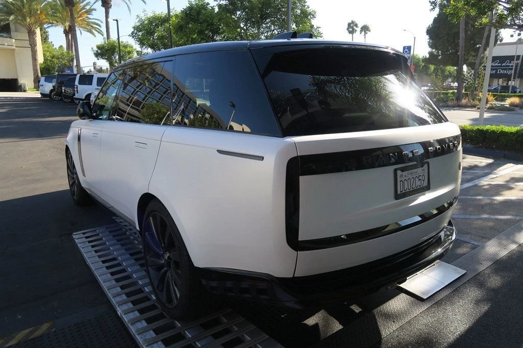 2024 Land Rover Range Rover L460 - Image 7 of 21