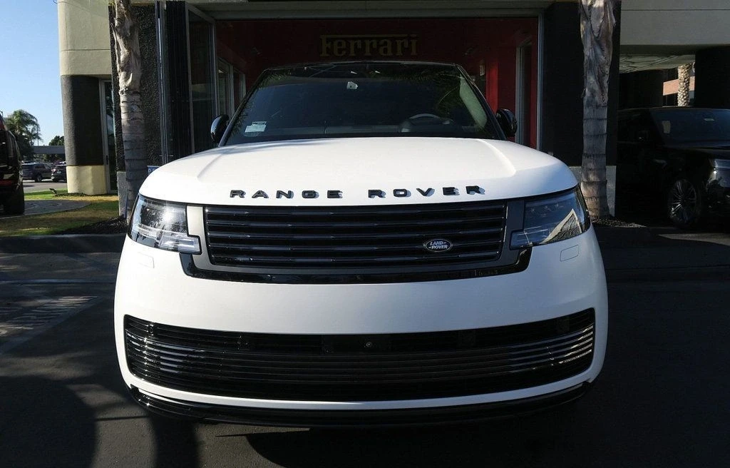 2024 Land Rover Range Rover L460 - Image 3 of 21