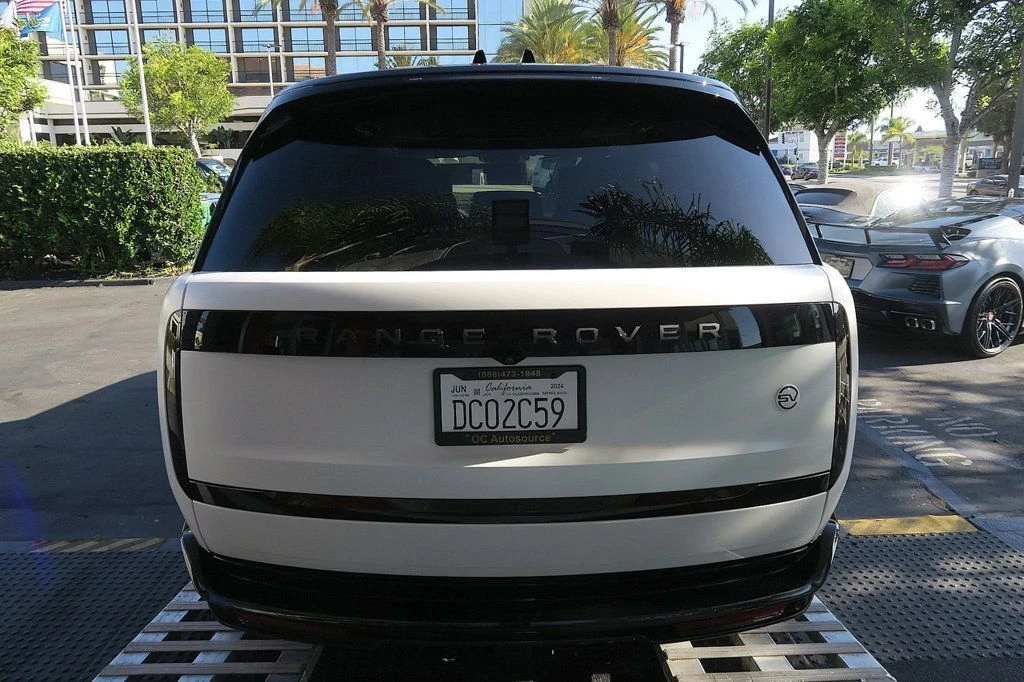 2024 Land Rover Range Rover L460 - Image 8 of 21
