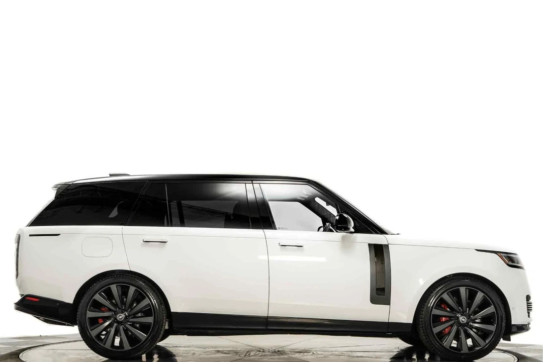 2024 Land Rover Range Rover L460 - Image 2 of 21