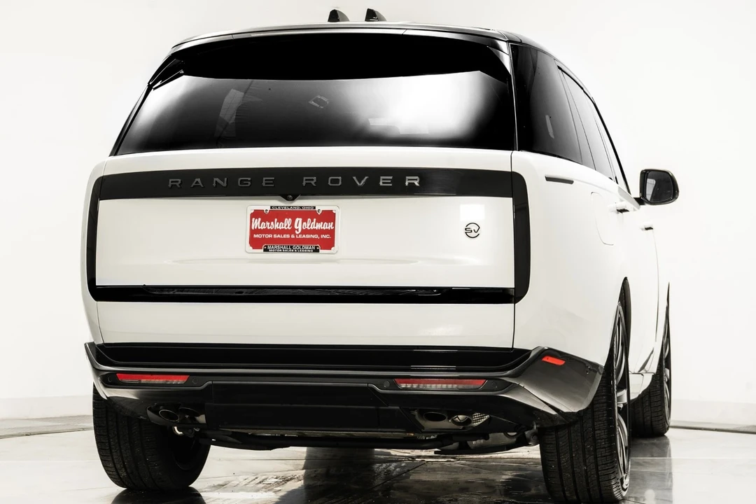 2024 Land Rover Range Rover L460 - Image 9 of 21