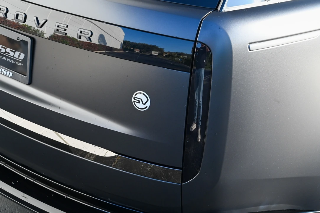 2024 Land Rover Range Rover L460 - Image 11 of 12
