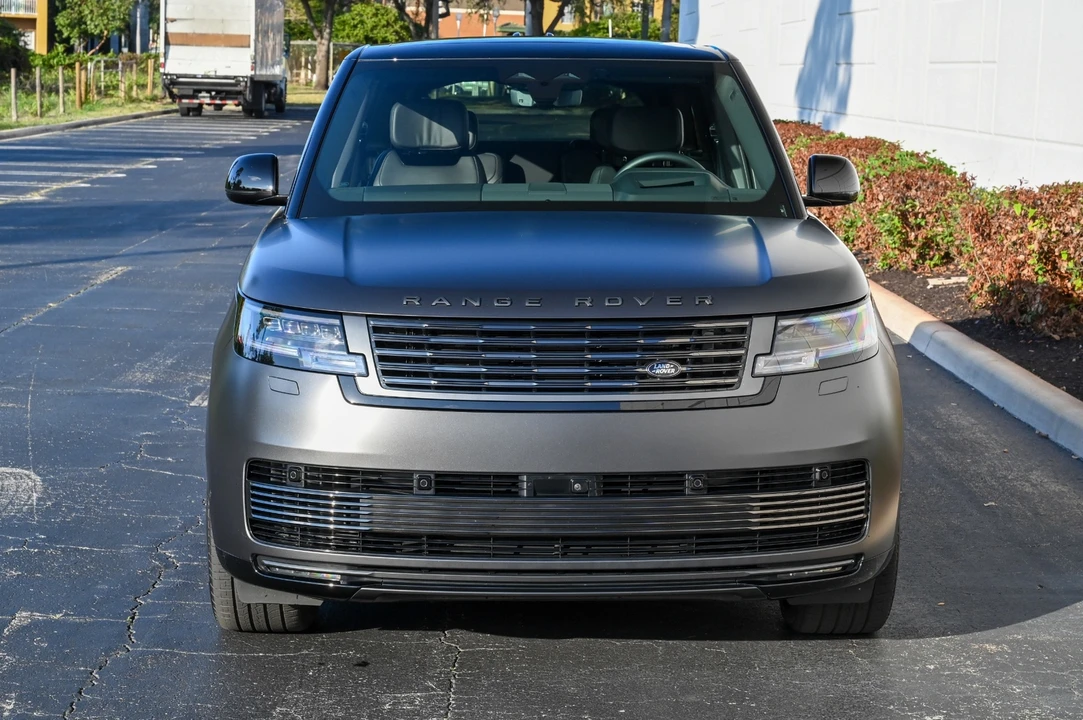 2024 Land Rover Range Rover L460 - Image 7 of 12