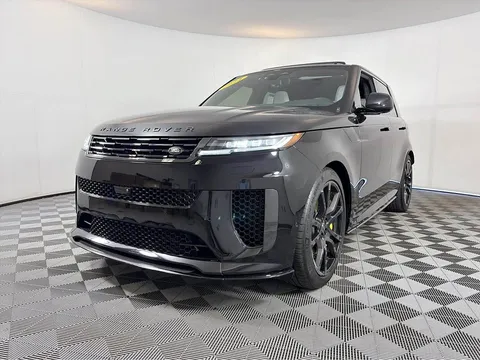2024 Land Rover Range Rover P615 SV Sport Utility 4D
