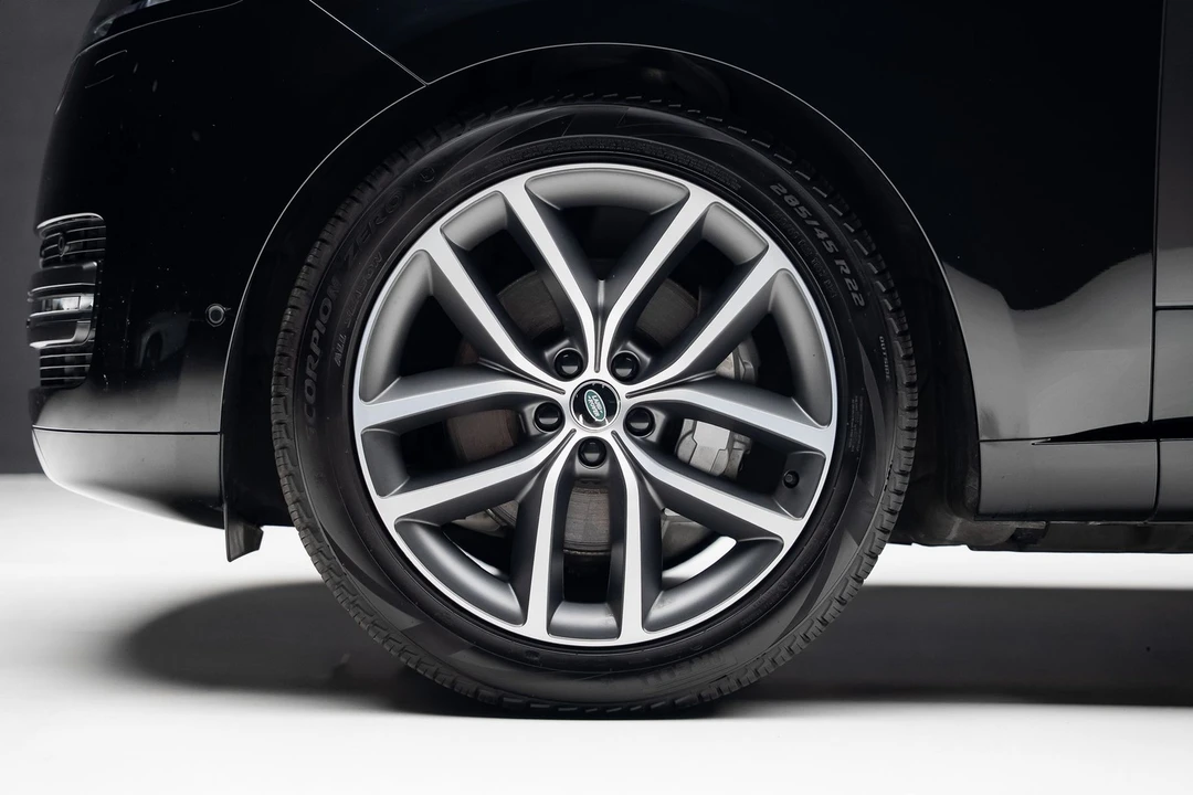 2024 Land Rover Range Rover L460 - Image 19 of 31