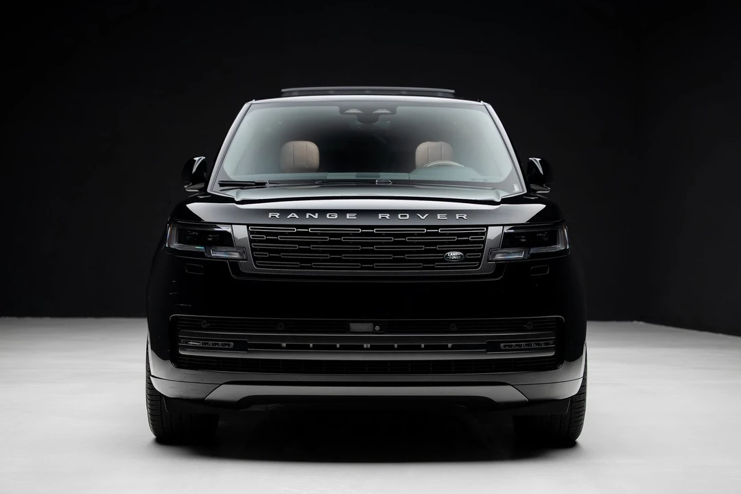 2024 Land Rover Range Rover L460 - Image 8 of 31