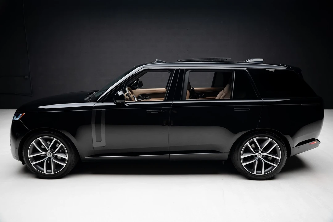 2024 Land Rover Range Rover L460 - Image 16 of 31