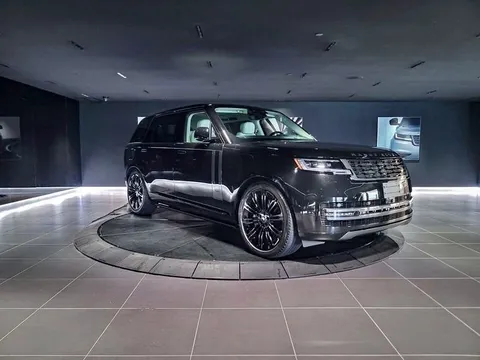 2024 Land Rover Range Rover SE