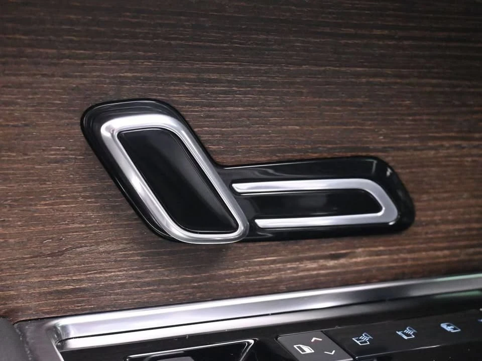 2024 Land Rover Range Rover L460 - Image 14 of 19
