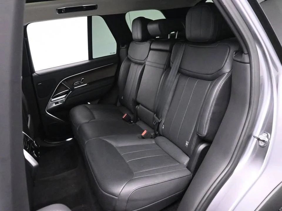 2024 Land Rover Range Rover L460 - Image 16 of 19