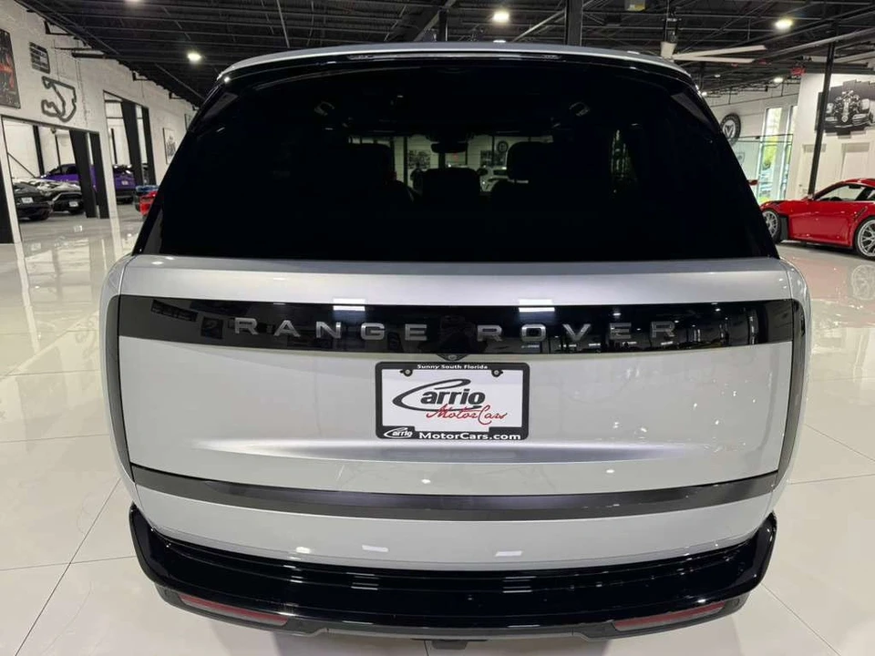 2024 Land Rover Range Rover L460 - Image 6 of 12
