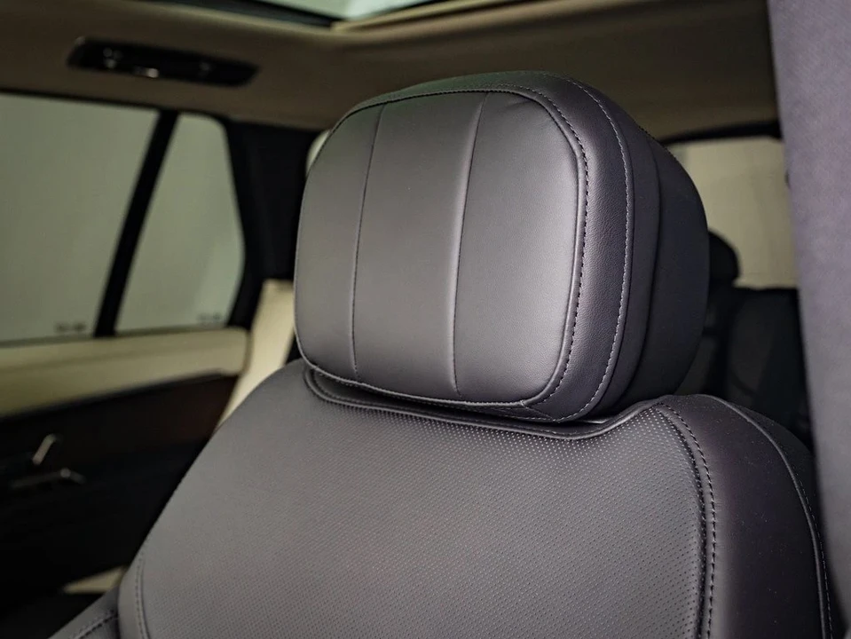 2024 Land Rover Range Rover L460 - Image 20 of 21