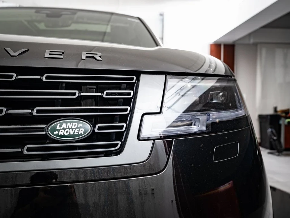 2024 Land Rover Range Rover L460 - Image 15 of 21