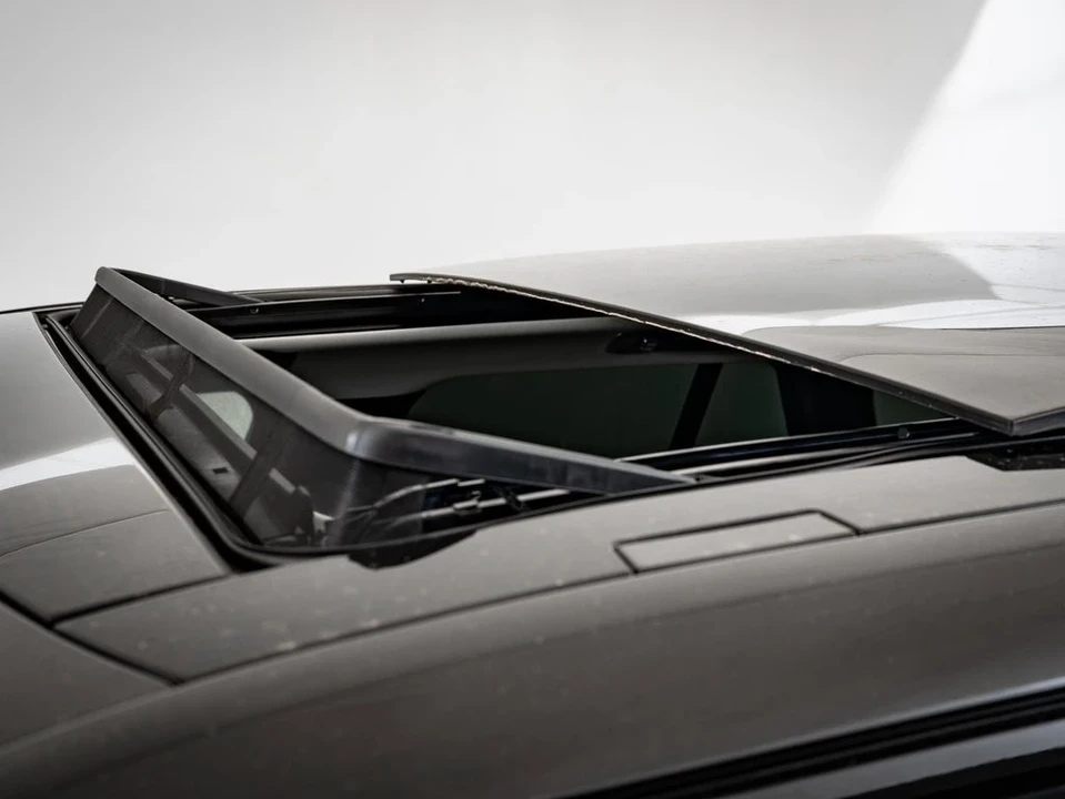 2024 Land Rover Range Rover L460 - Image 14 of 21