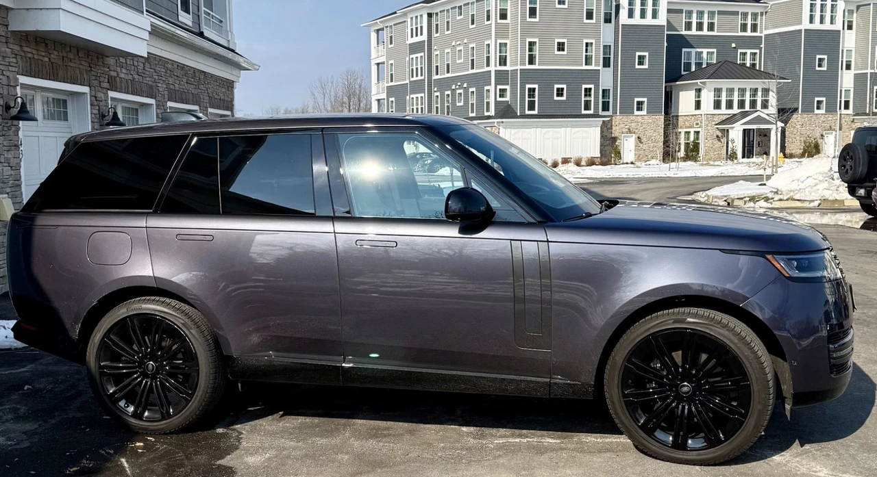 2024 Land Rover Range Rover L460 - Image 2 of 21