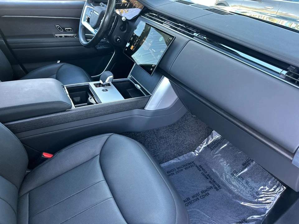 2024 Land Rover Range Rover L460 - Image 16 of 31
